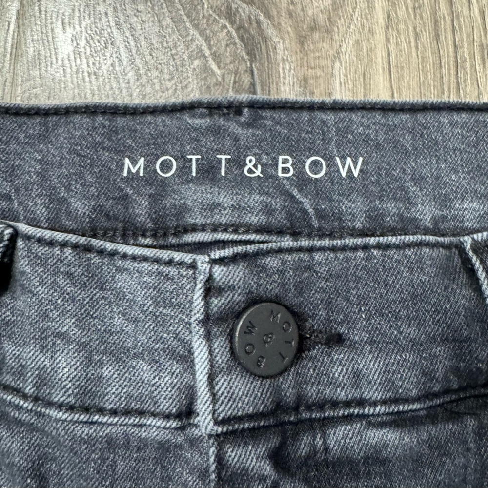 Elegant Gray Ankle Jeans for Women - Picture 8 of 9